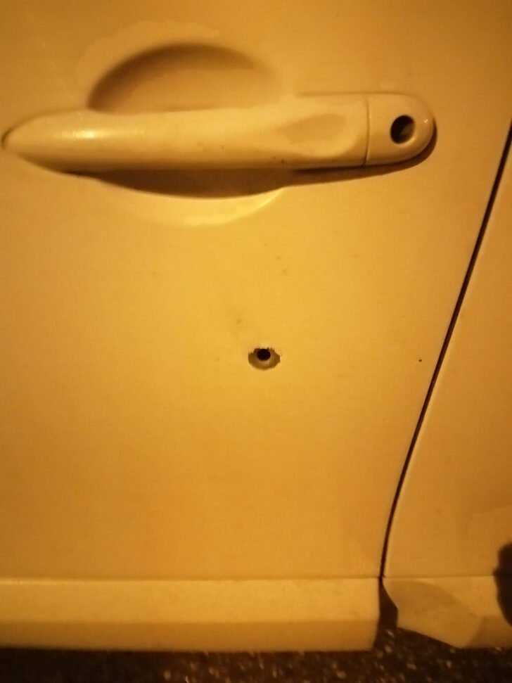 İYİ Parti Akhisar İlçe Başkanı'na silahlı saldırı! Otomobiline ateş açıldı