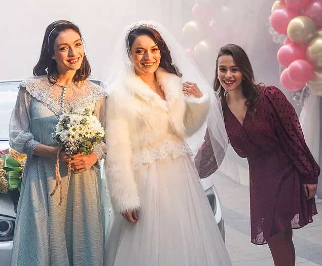 Masumlar Apartmanı 16. yeni bölüm önizleme fragmanı yayınlandı! Safiye'nin mutluluğu tüm evi sardı!