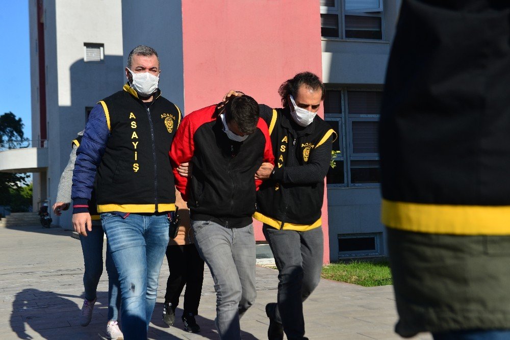 Kız kardeşini hayat kadını olarak tanıttı, ilişkiye girdiği anları kayda alıp şantaj yaptı!