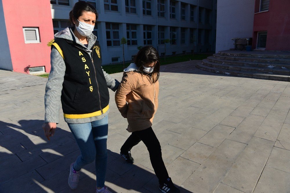 Kız kardeşini hayat kadını olarak tanıttı, ilişkiye girdiği anları kayda alıp şantaj yaptı!