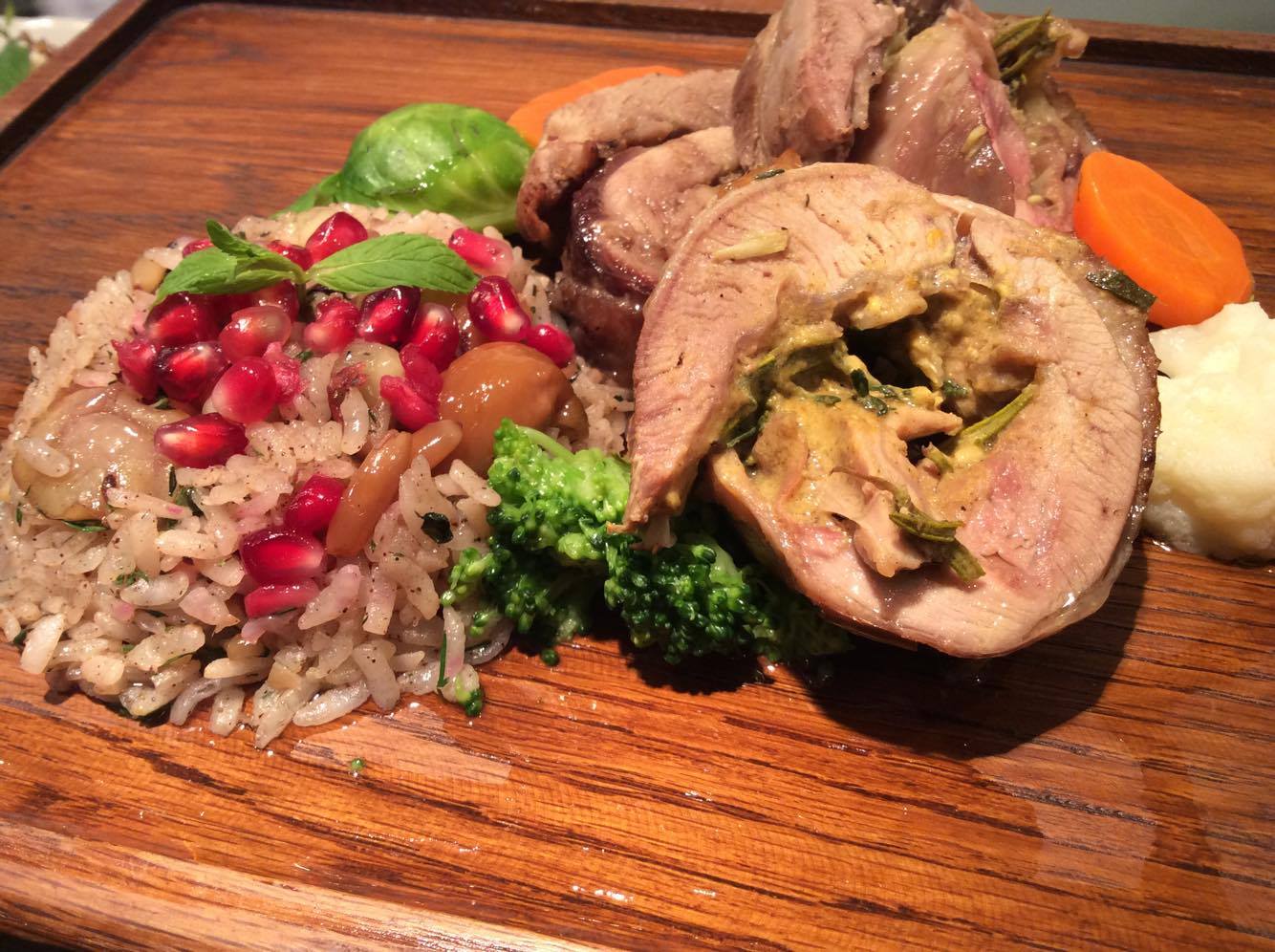 Gelinim Mutfakta Hindi Tandır Narlı Fıstıklı Pilav tarifi |Hindi Tandır Narlı Fıstıklı Pilav nasıl yapılır? Malzemeleri nelerdir?