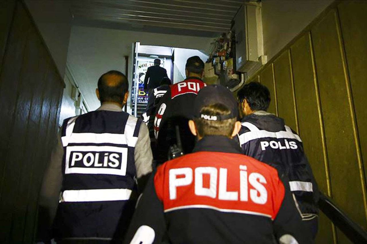 Dini istismar eden terör örgütlerine yılbaşı öncesi 33 ilde operasyon