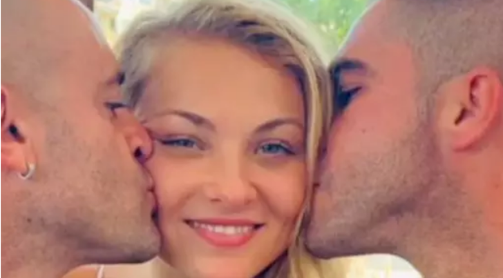 Aynı kadına aşık olan iki yakın arkadaş, çareyi üçlü ilişki yaşamakta buldu