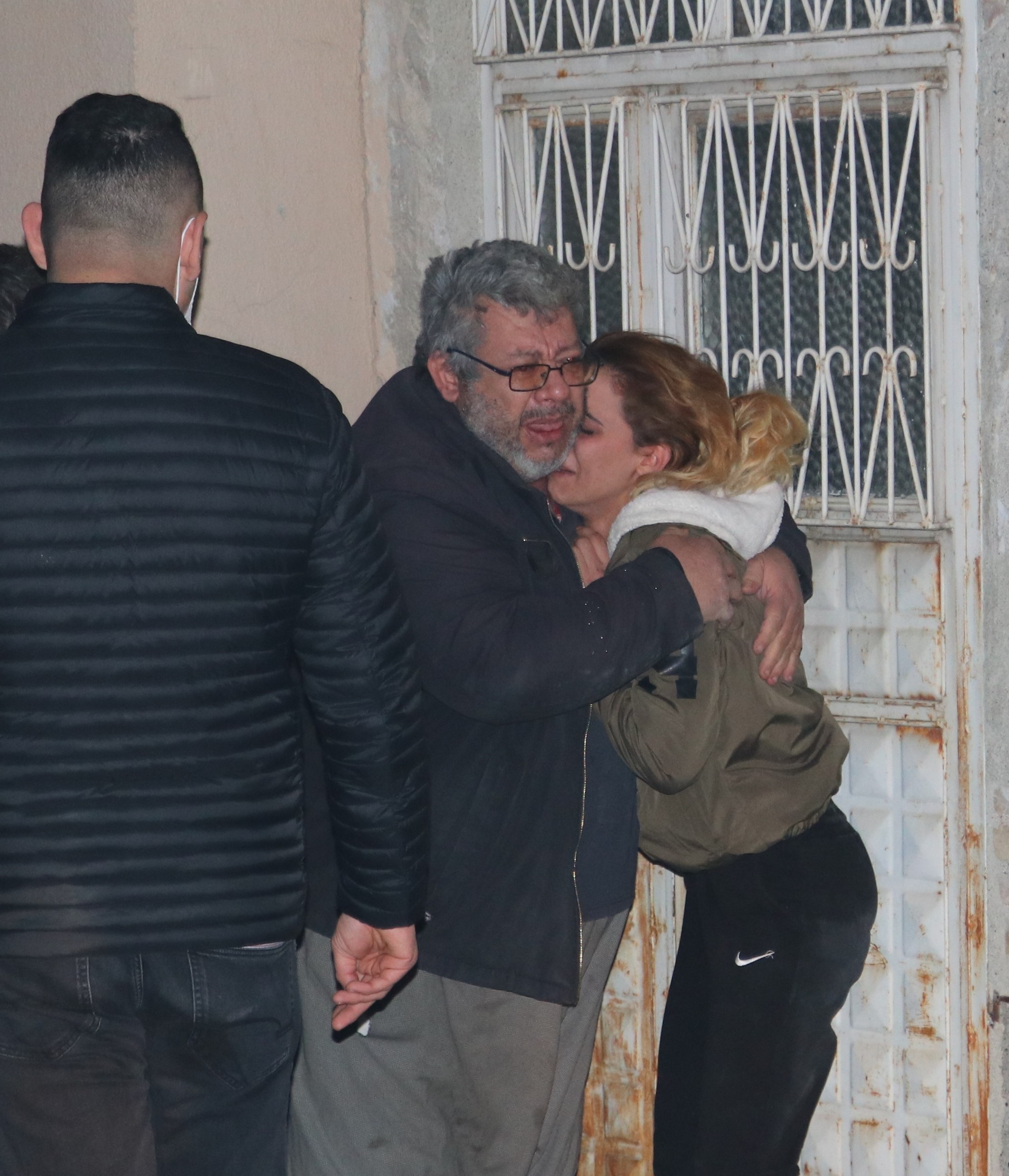 Adana'da Dul erkek kavgası kanlı bitti!