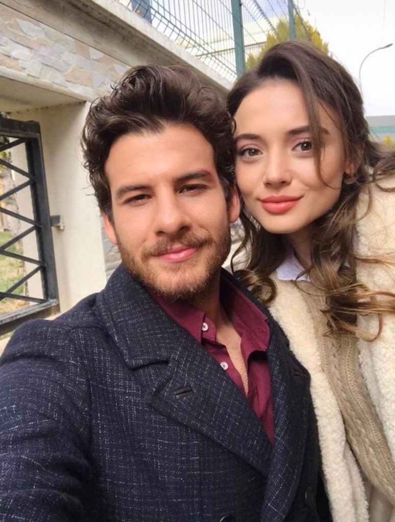 Dizi aşkı gerçek oldu! Benim Adım Melek'in genç yıldızları aşk yaşamaya başladı!