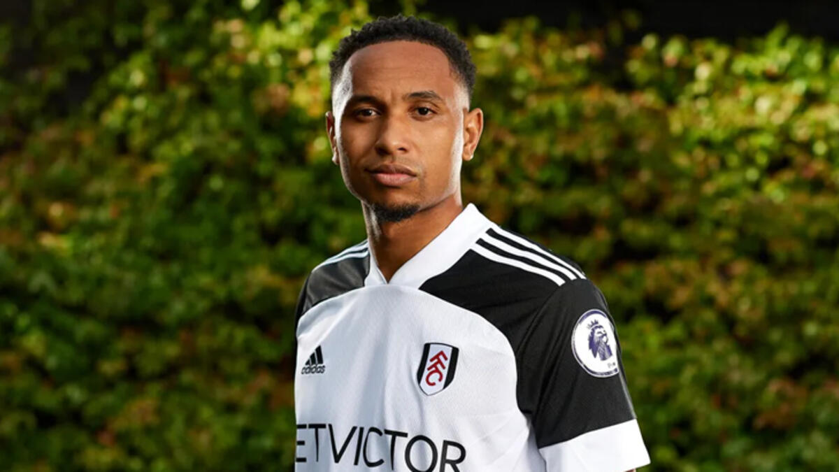 Galatasaray'da sağ bek zirvesi! Kenny Tete için girişimler başladı!