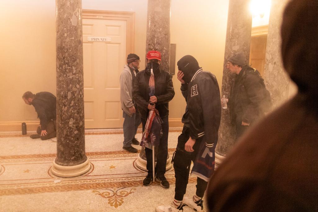 Twitter, İnstagram ve Facebook'tan Donald Trump'a büyük şok!