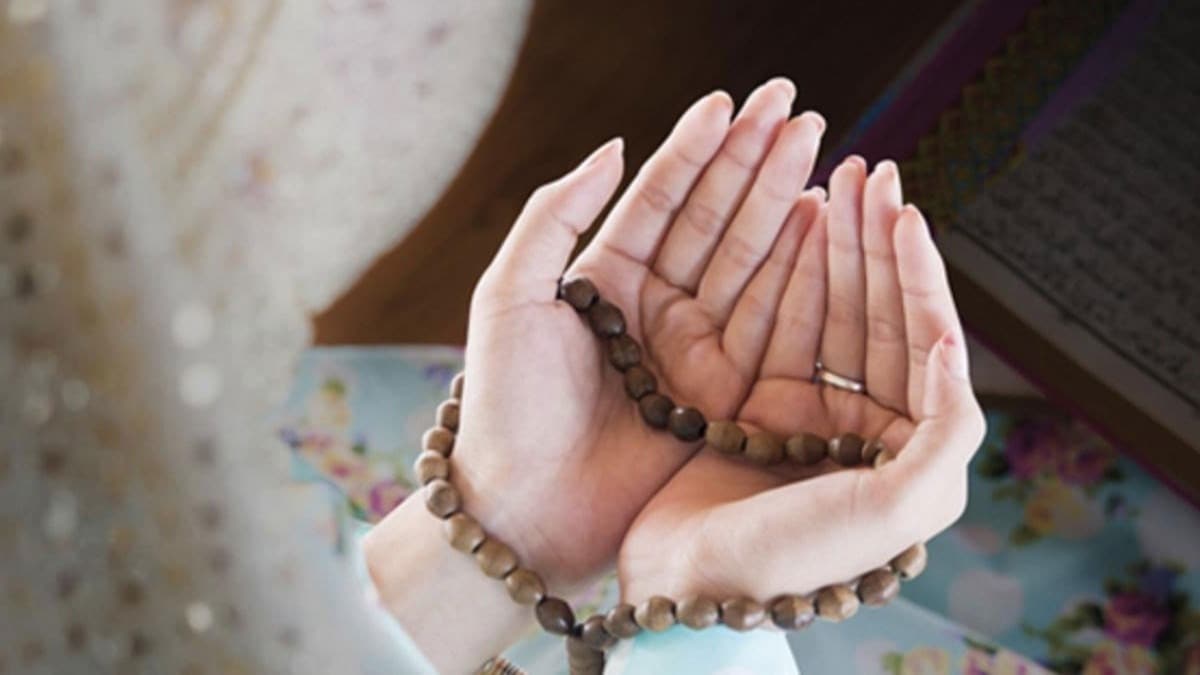 Kunut duaları okunuşu ve Türkçe meali | Kunut duaları arapça yazılışı