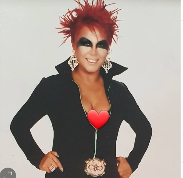 Safiye Soyman'ın bu halini görenler gözlerine inanamadı! Safiye Soyman 'Batman' oldu!