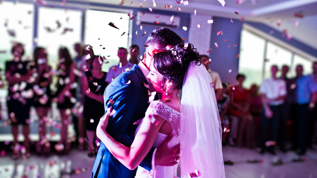 Rüyada Düğünden Kaçırılmak / Rüyada Düğünden Kız Kaçırmak Tabiri