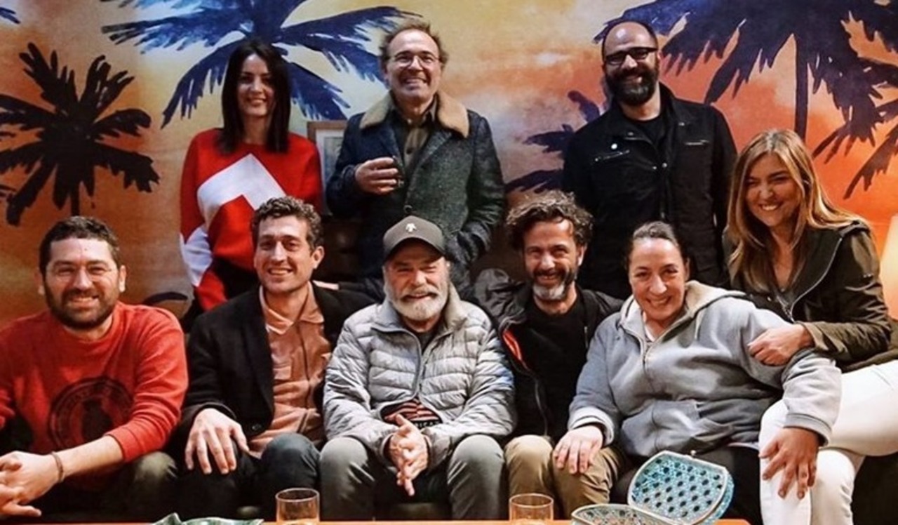 Azizler filmi konusu nedir? Oyuncuları kimlerdir? Nerede çekildi?