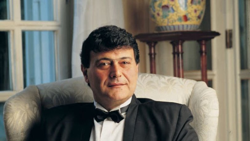 Özdemir Erdoğan'ın Zeki Müren hakkındaki sözleri tepki çekti!