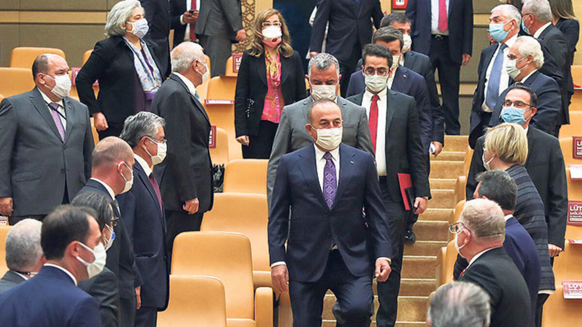 Bakan Çavuşoğlu'ndan reform açıklaması: Geleceğimizi Avrupa'da görüyor ve birlikte inşa etmek istiyoruz!