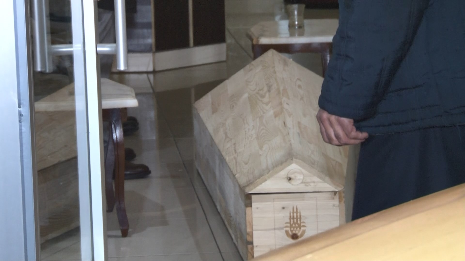 Bayrampaşa'da kadın cinayeti! 3 yaşındaki çocuğunun gözü önünde boğularak öldürüldü