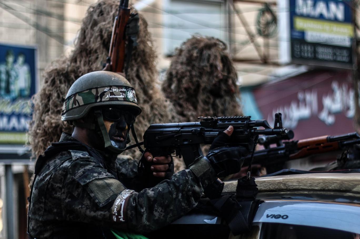 Rüyada çatışma görmek, çatışmaya girmek, silahla çatışmak ne demek? Rüyada silahlı çatışmadan sağ çıkmak, teröristlerle savaşmak tabiri