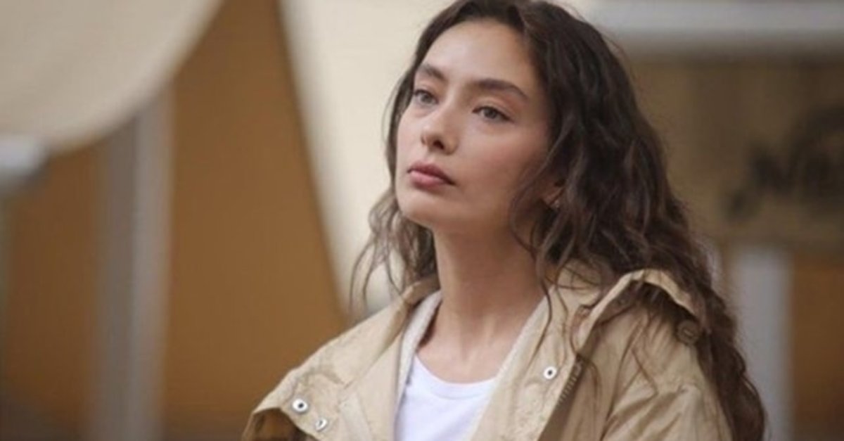 Neslihan Atagül'den sevenlerine kötü haber!