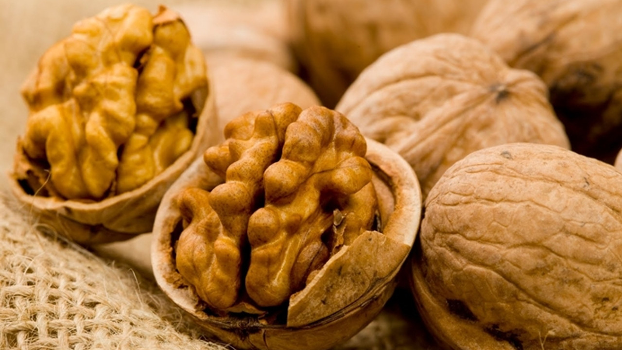 Rüyada Ceviz Kırıp Yemek Tabiri