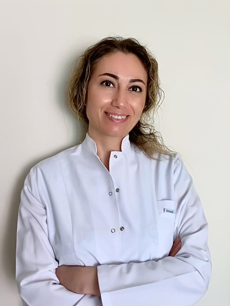 Aile hekimlerinden gündemi sarsan iddia: Kaosa uyandık, bir yandan hasta bakıp bir yandan aşı yapıyoruz!