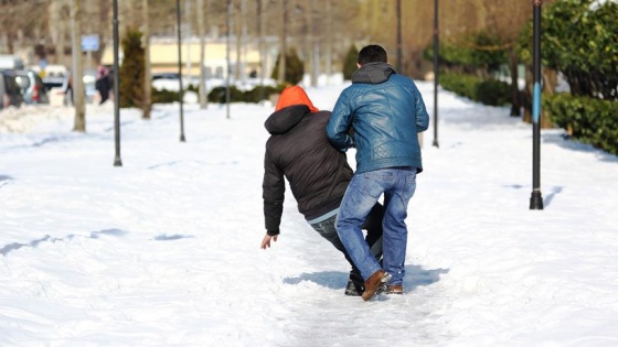 Karda düşmemek için ne yapmalı?