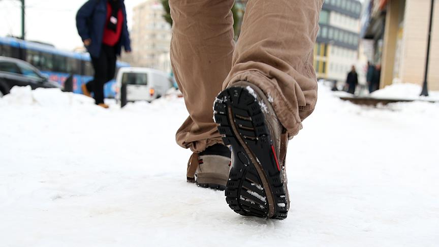 Karda düşmemek için ne yapmalı?