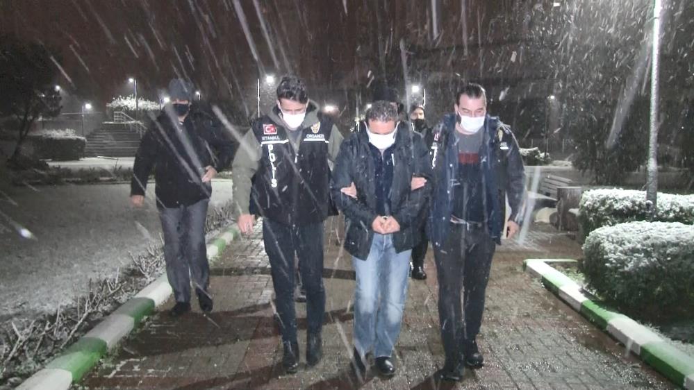 İstanbul merkezli 8 ilde FETÖ operasyonu! Çok sayıda gözaltı var!