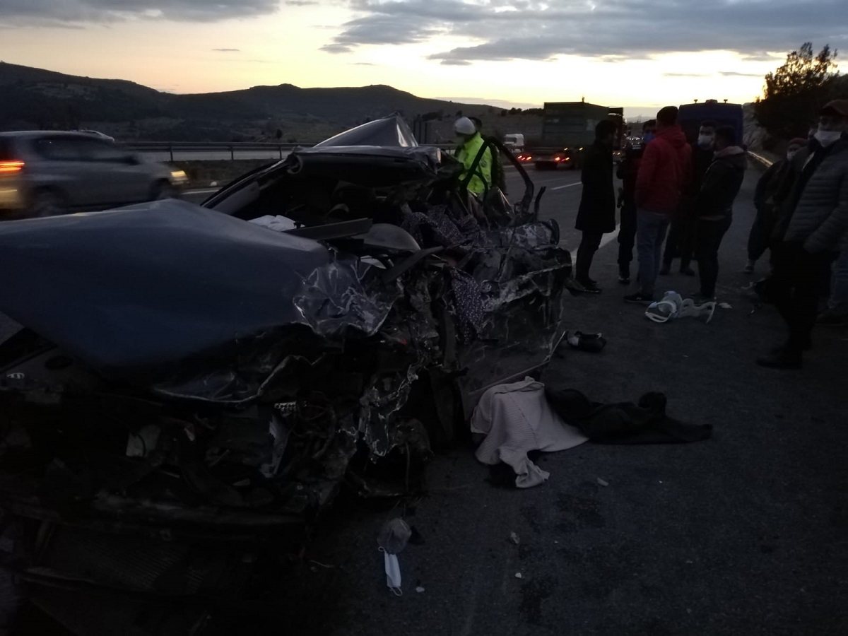 Son dakika: Tarsus'ta katliam gibi kaza: En az 5 ölü...