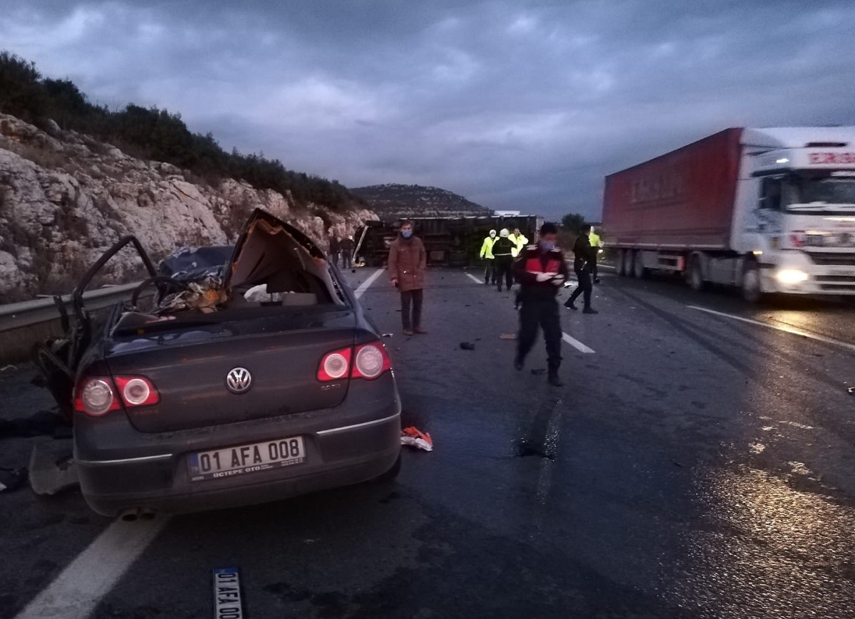 Son dakika: Tarsus'ta katliam gibi kaza: En az 5 ölü...