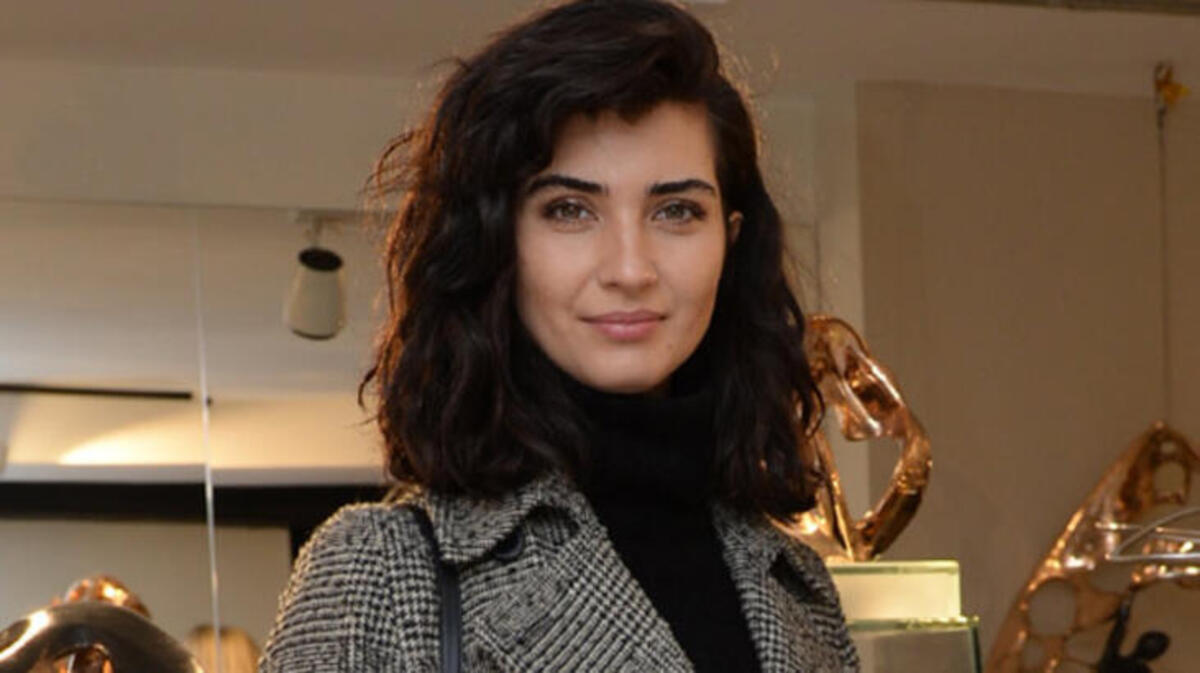 Tuba Büyüküstün kimdir? Kaç yaşında? Aslen nereli?
