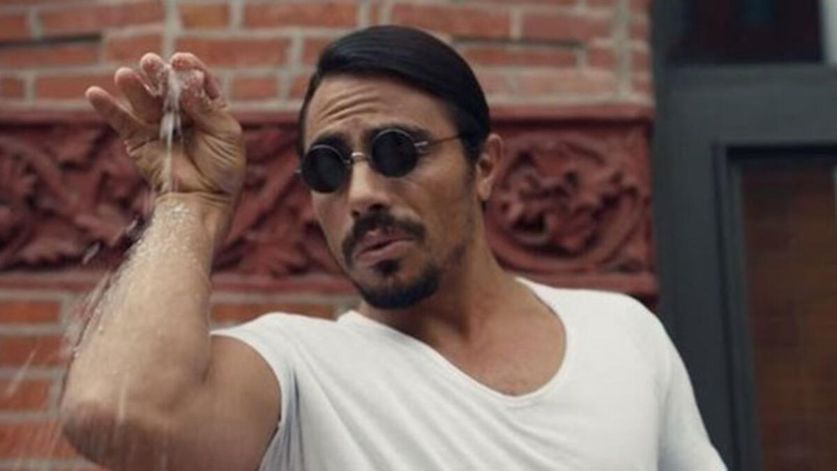 Sosyetik kasap Nusret korona aşısı oldu: "Olmuşke"