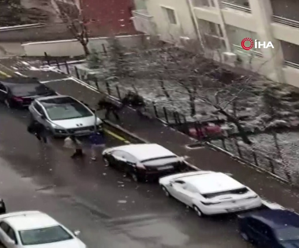 Gelecek Partili Özdağ'a yapılan saldırının görüntüleri ortaya çıktı