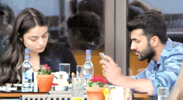 Öykü Serter'in yeni aşkı Ümit Oruç kimdir? 