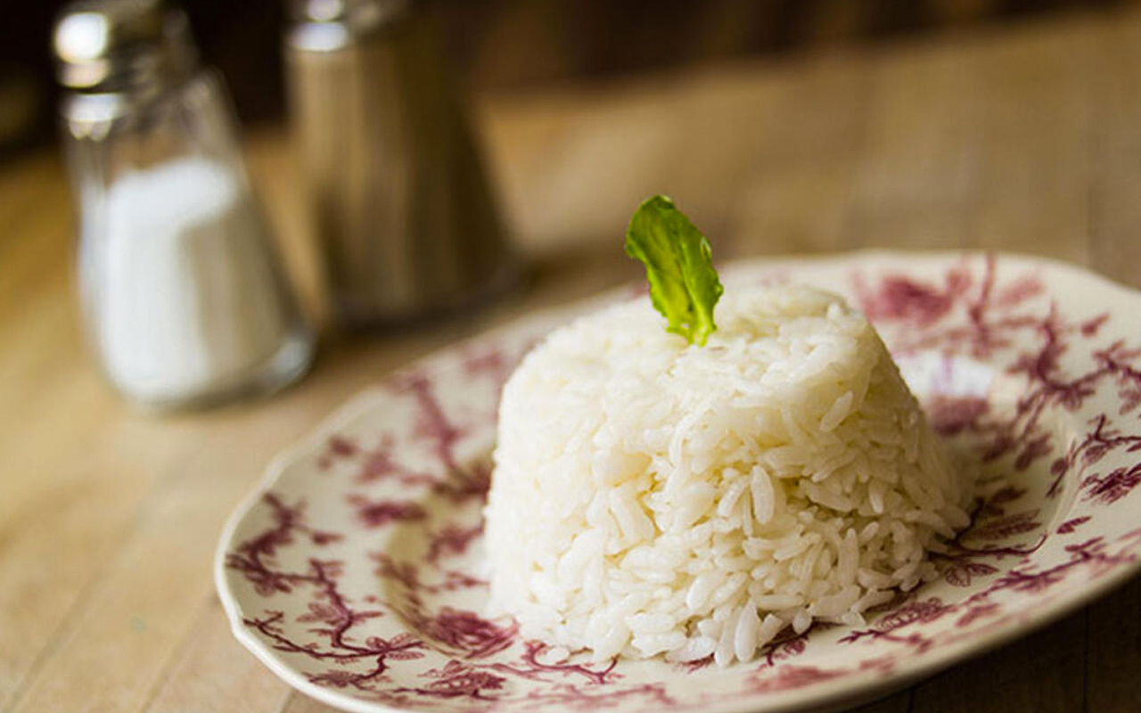 Rüyada Pilav Yemek / Rüyada Pilav Yapmak Tabiri