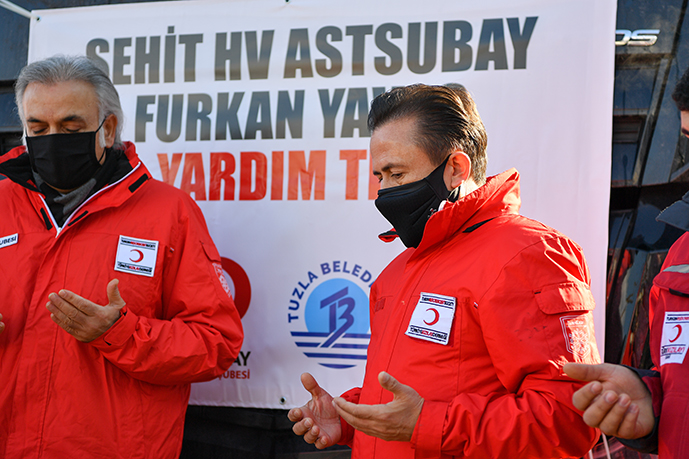 Tuzla'dan Cinderesi bölgesine yardım tırları gitmeye devam ediyor!