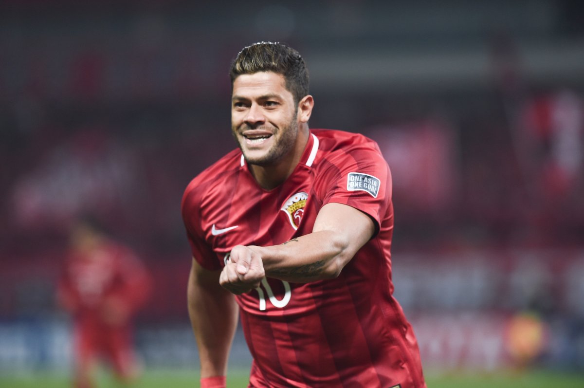 Beşiktaş'tan dev transfer hamlesi Brezilyalı Hulk'la görüşmelere başlandı!