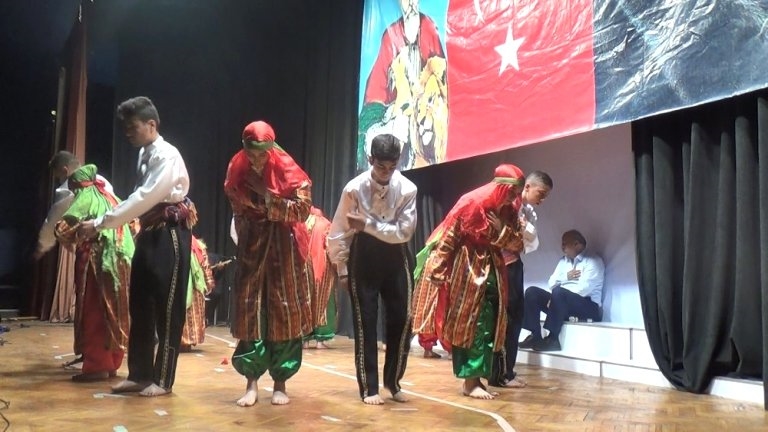 Haritada alevi köylerini kırmızı renkle işaretleyen doktorun savunması: Küçüklüğümden beri saz çalarım!