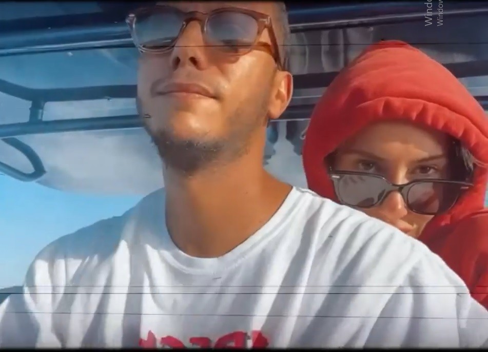 Şeyma Subaşı milyarder sevgilisinin teknesinde aşka geldi!