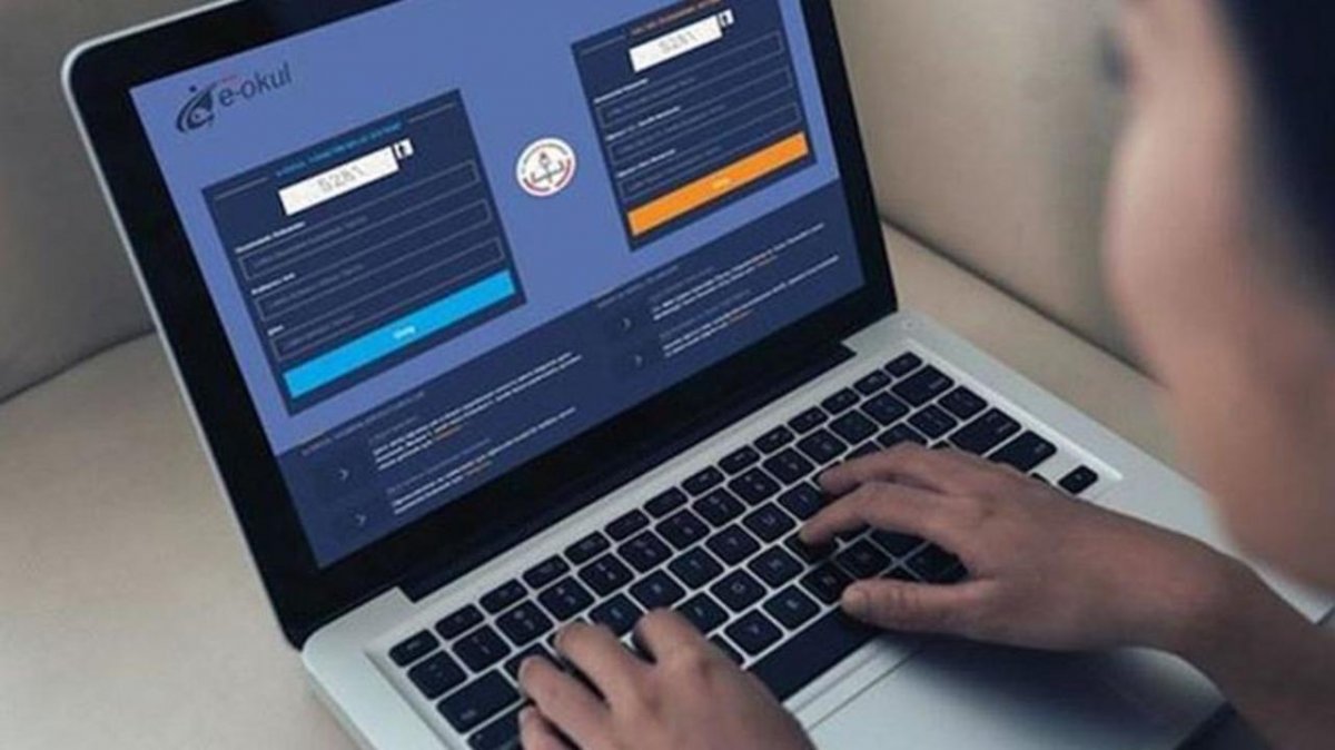 E-okul neden açılmıyor 2021? E-okul çöktü mü?