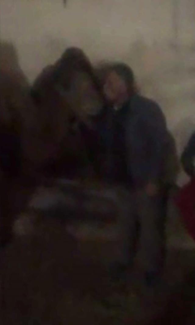 Kısıtlamaları hiçe sayan Belediye başkanının doğum günü kutlaması olay oldu!