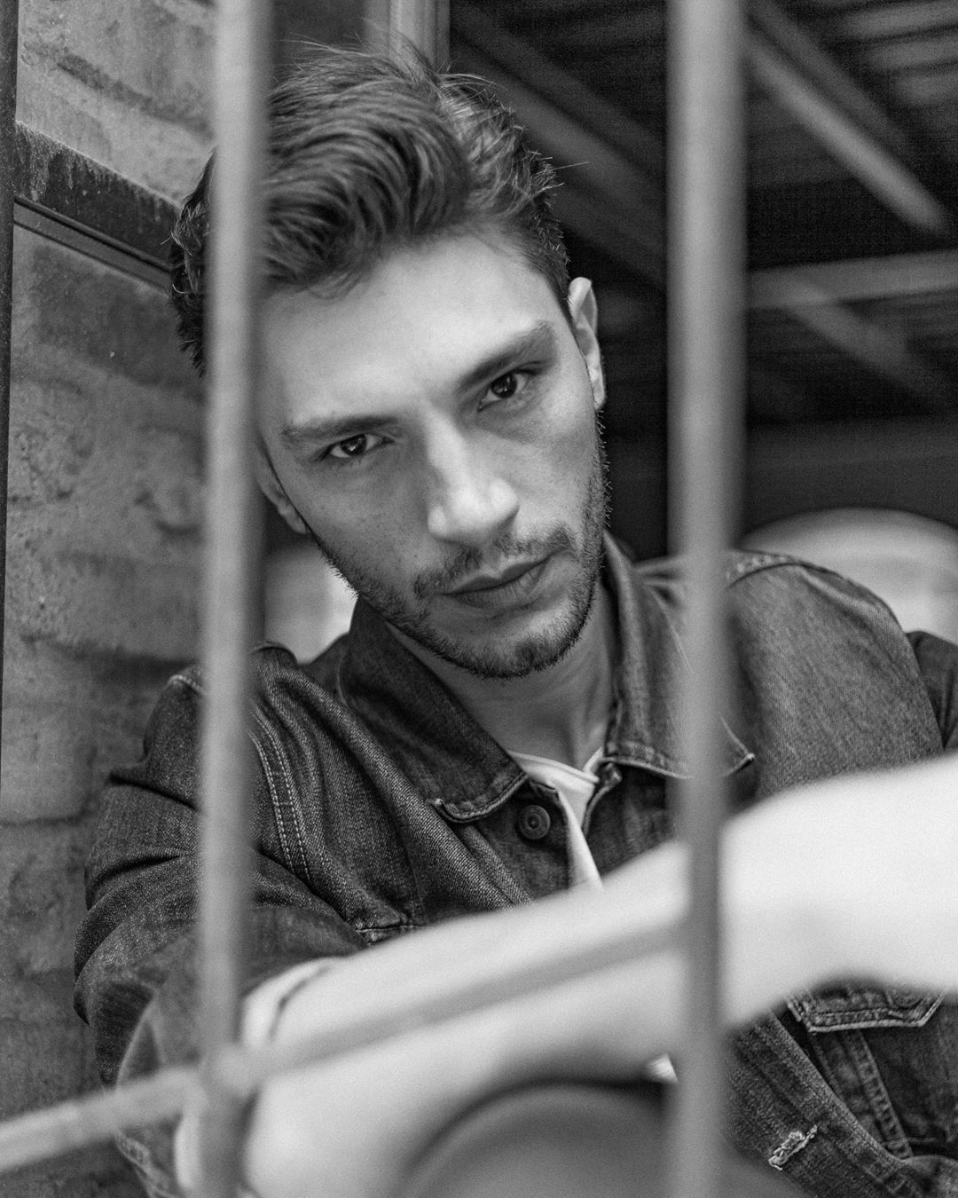 İlhan Şen kimdir, nereli, kaç yaşında? Sevgilisi var mı?