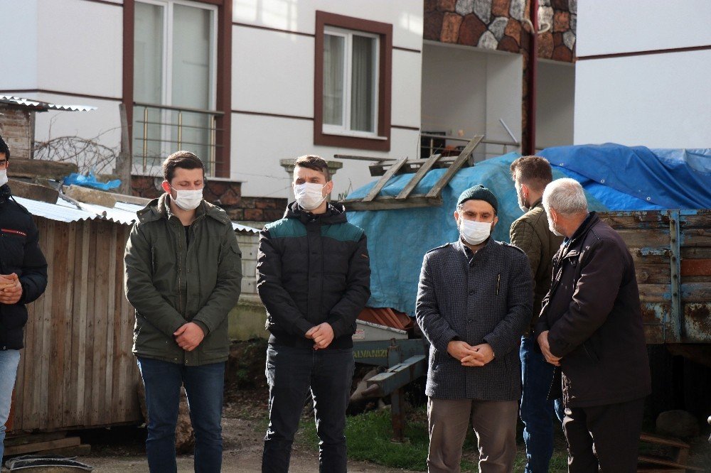 Sakarya'da şehit ateşi: PiyadeEr Selim Gedik tedavi gördüğü hastanede hayatını kaybetti