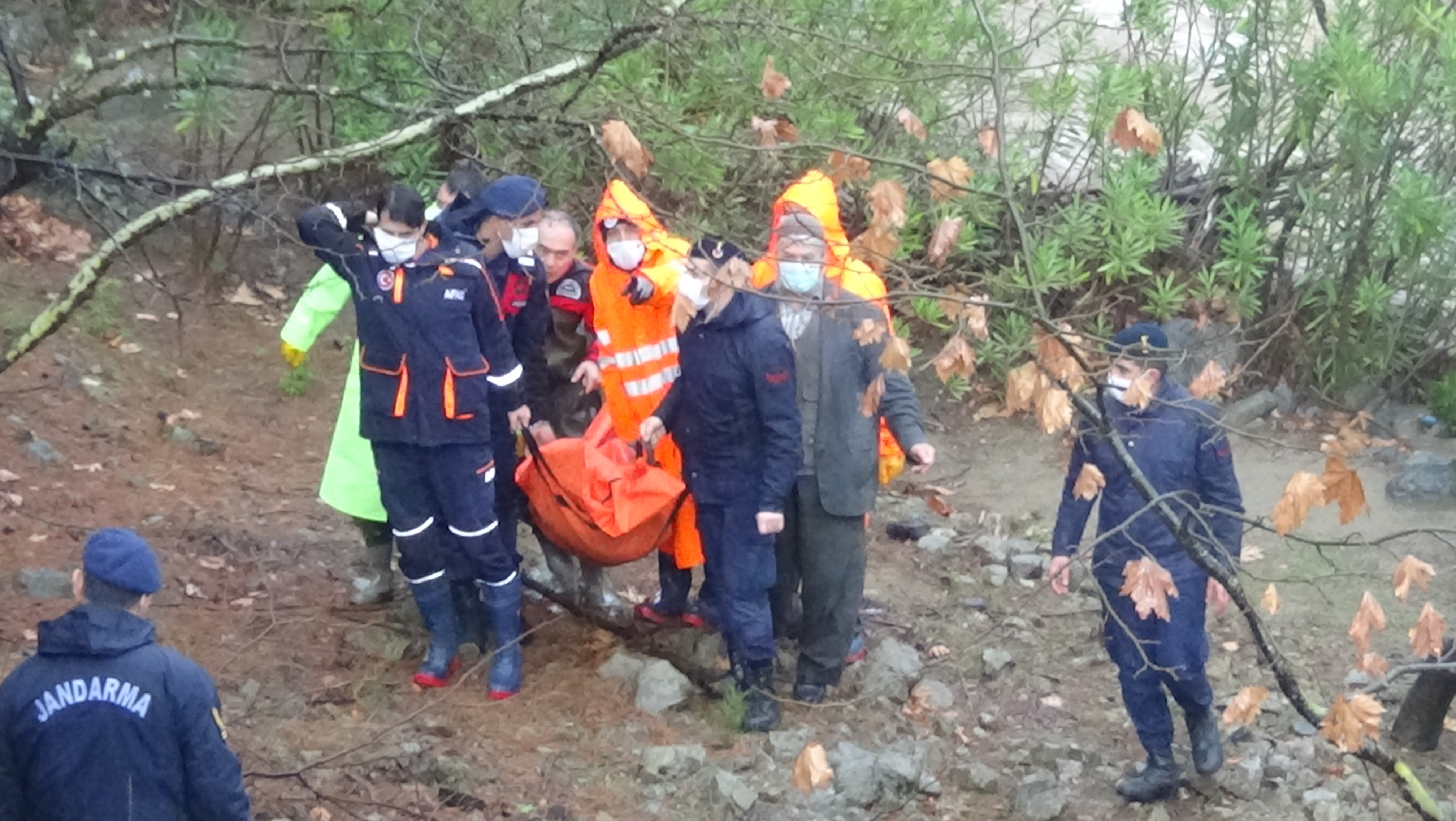Balıkesir'de köprü çöktü! Cesedi 4 kilometre sürüklendi