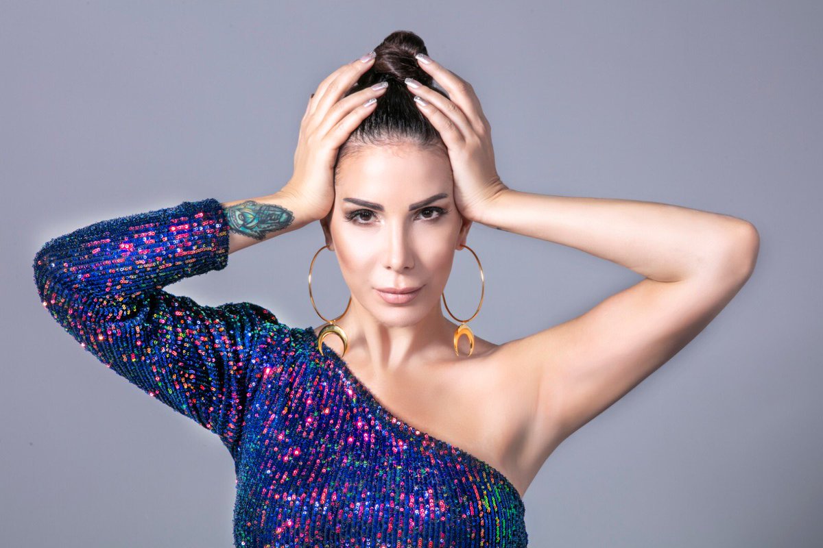 Tuğba Özerk'ten Neslihan Atagül'e hem destek hem köstek: Aynı hastalıktan anne olamadım