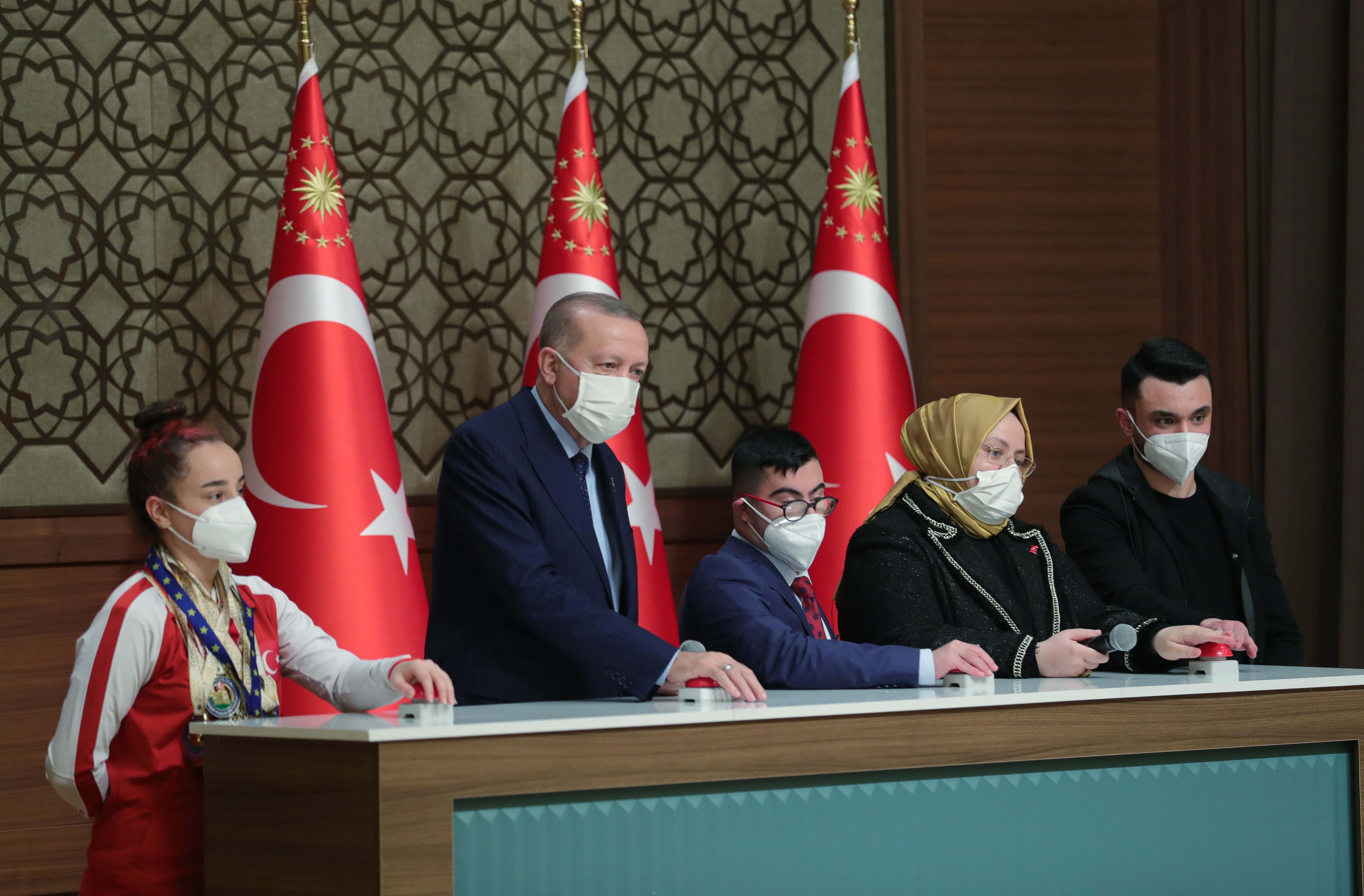 Cumhurbaşkanı Erdoğan'dan aşı müjdesi