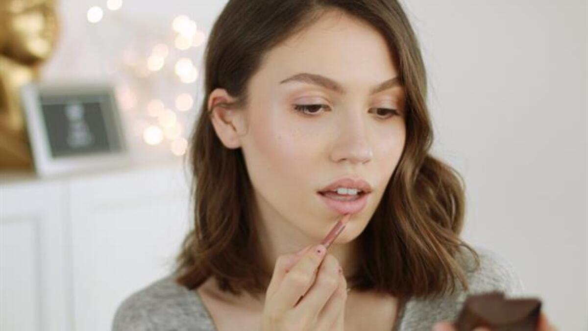 Rüyada Makyaj Yaptığını Görmek neye tabir edilir? Nasıl yorumlanır?