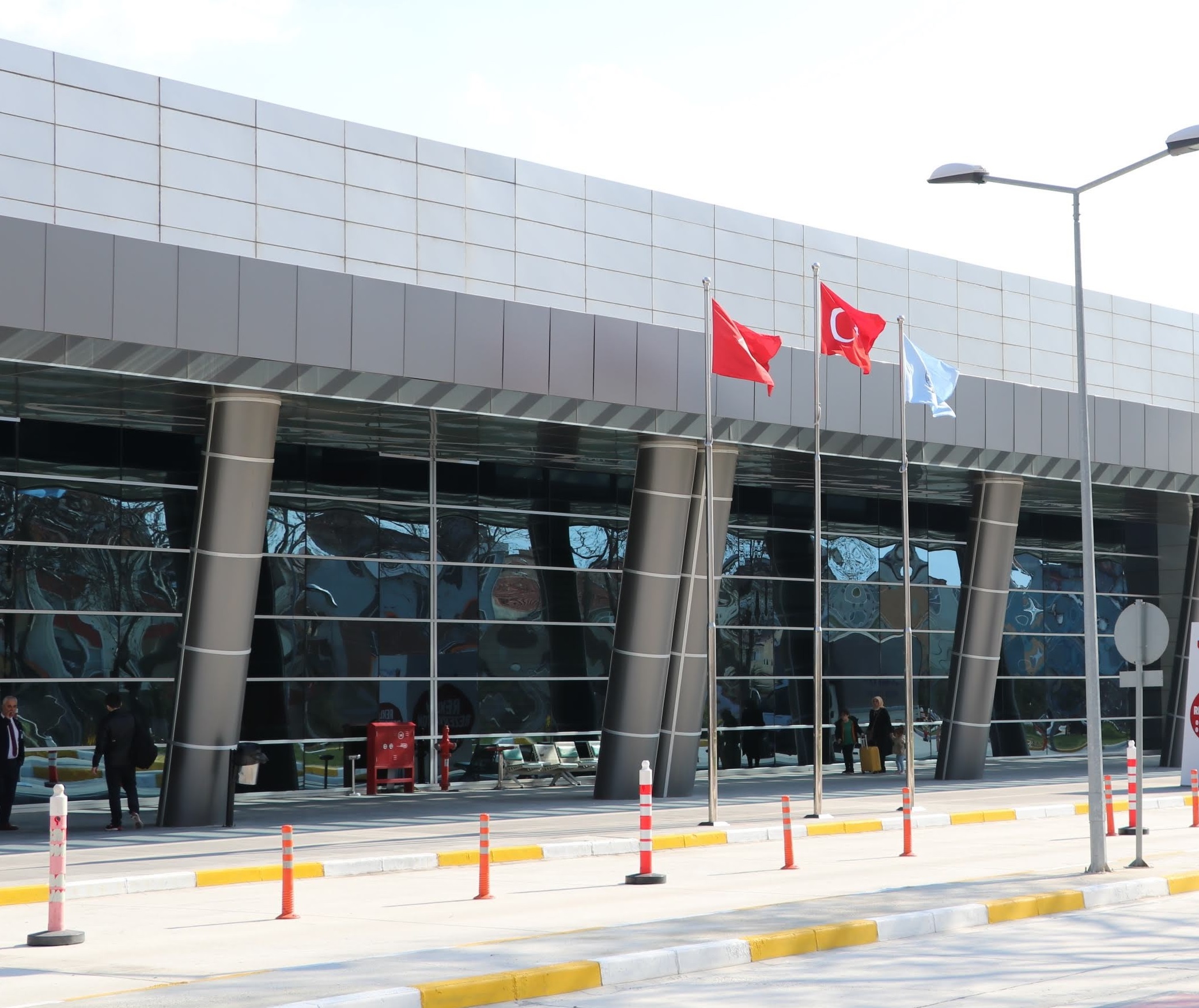 DHMİ personel alımı başvuru 2021 ne zaman? DHMİ memur alımı şartları neler?