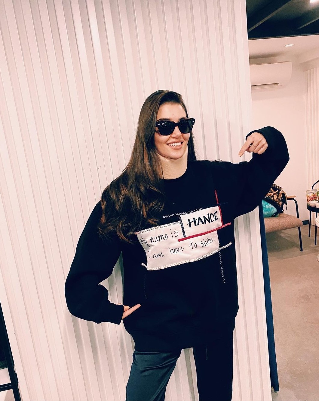 Hande Erçel'in o hali sevenlerini korkuttu!