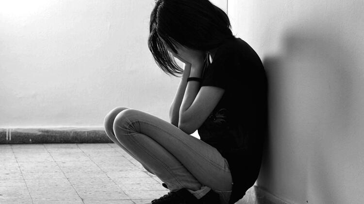 17 yaşındaki kızını istismar eden babaya iyi hal indirimi: Hoca caiz dedi!