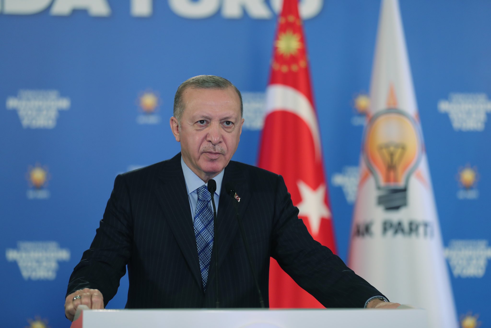 Mahir Ünal canlı yayında açıkladı! Erdoğan ve AK Parti'nin oy oranı belli oldu