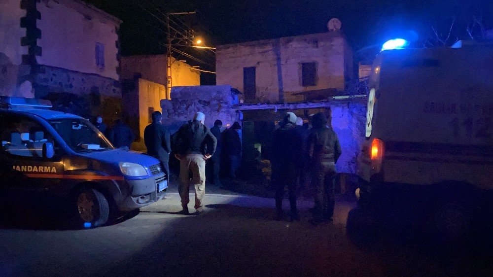 Kömür sobası yine can aldı: Yaşlı çifti ölüm bile ayıramadı!