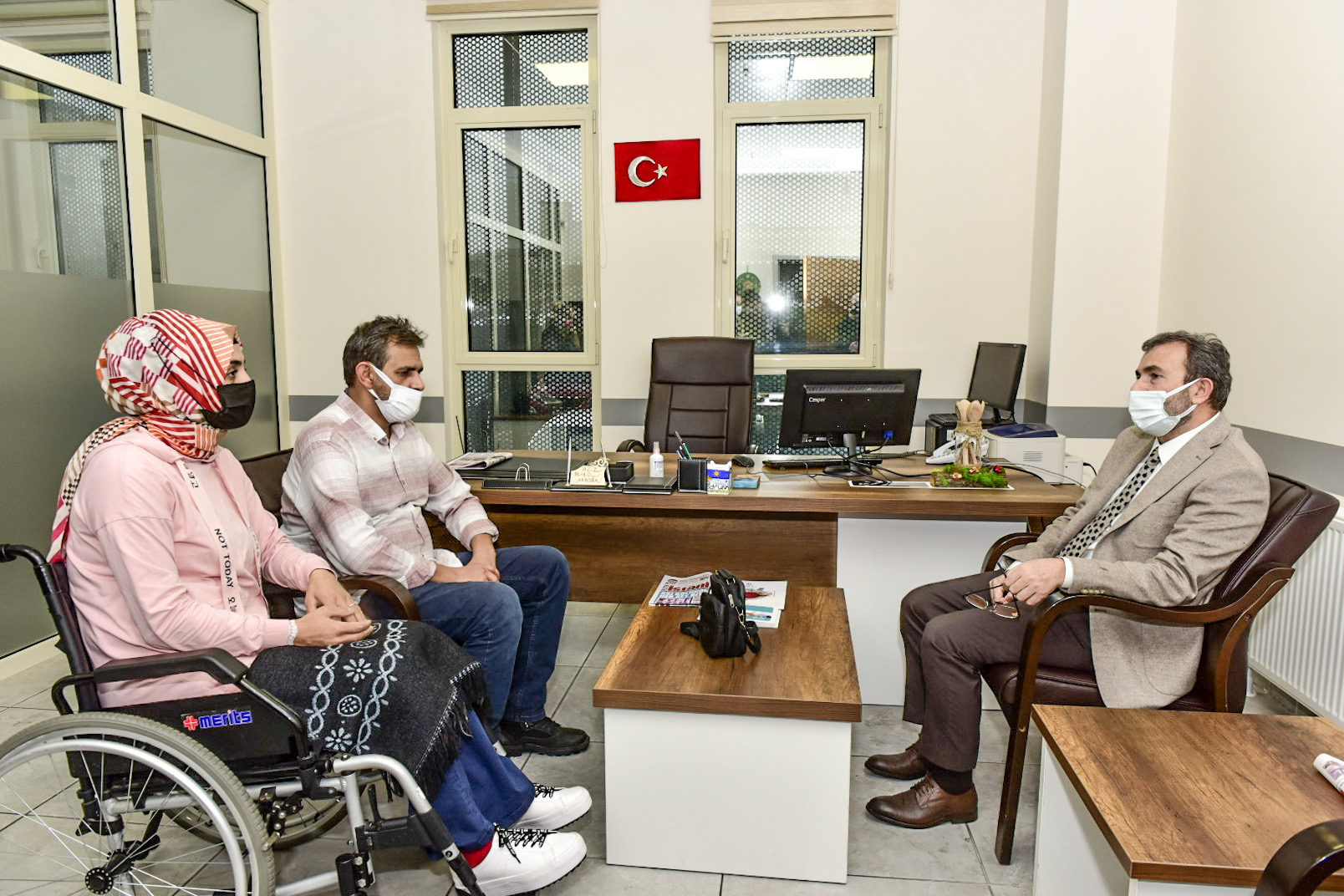 Başkan Ahmet Cin'den engelsiz çifte düğün hediyesi!